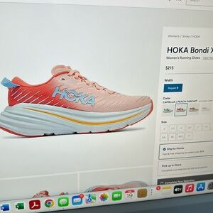 Women’s Hoka bondi x running shoe camellia/peach parfait size 9.5